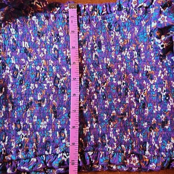 Band of the Free Floral Smocked Long Sleeve Crop Top Small Purple & Ivory - Picture 6 of 10